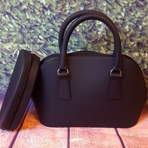 Black Rume Handbag with Sunglass case